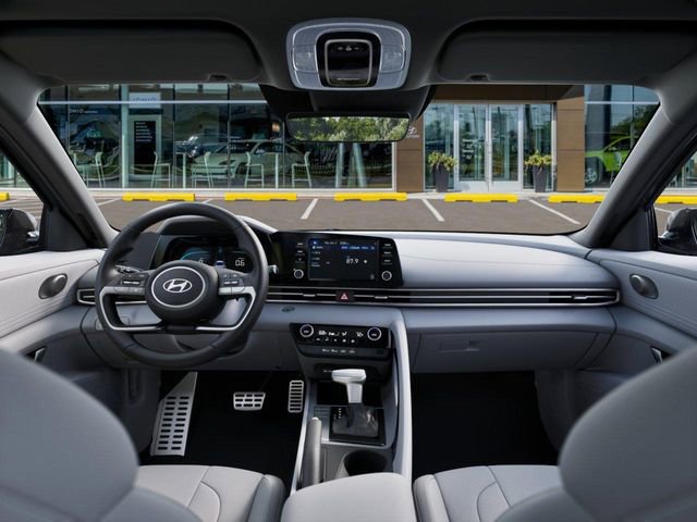 New 2025 Hyundai Elantra Sport image 12