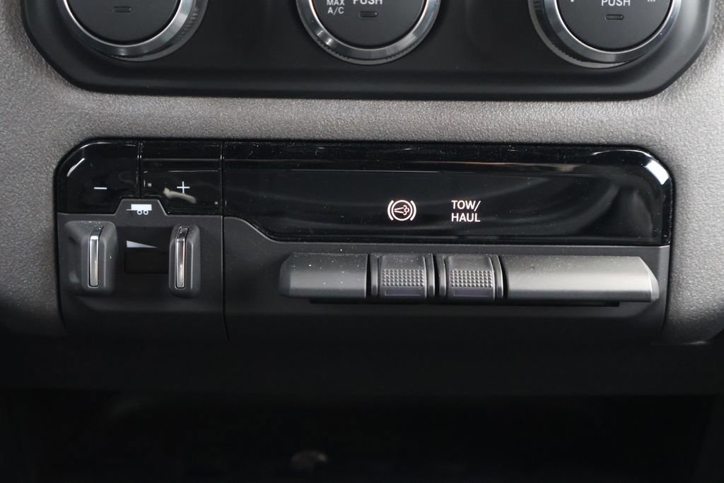 Used 2024 RAM 3500 Tradesman image 20