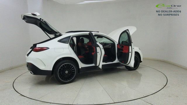 Used 2025 Mercedes-Benz GLC 300 4MATIC image 77