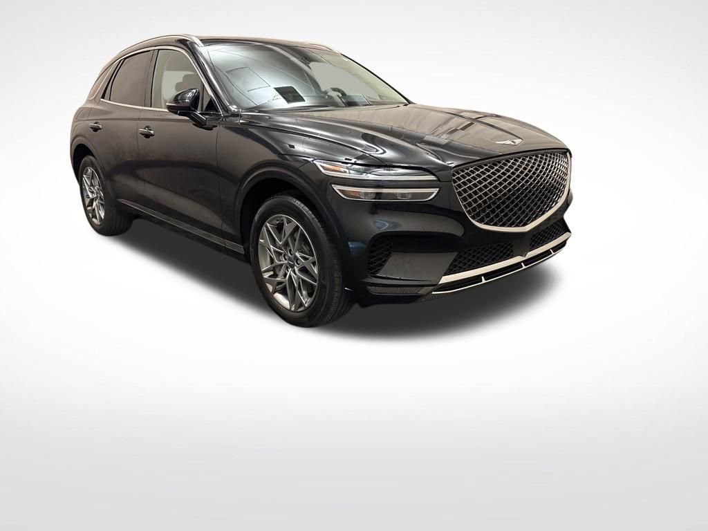 Used 2025 Genesis GV70 2.5T w/ Select Package image 3