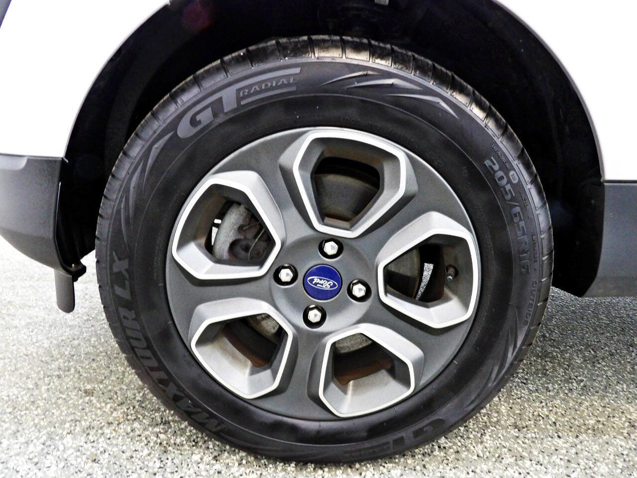 Used 2019 Ford EcoSport S image 19