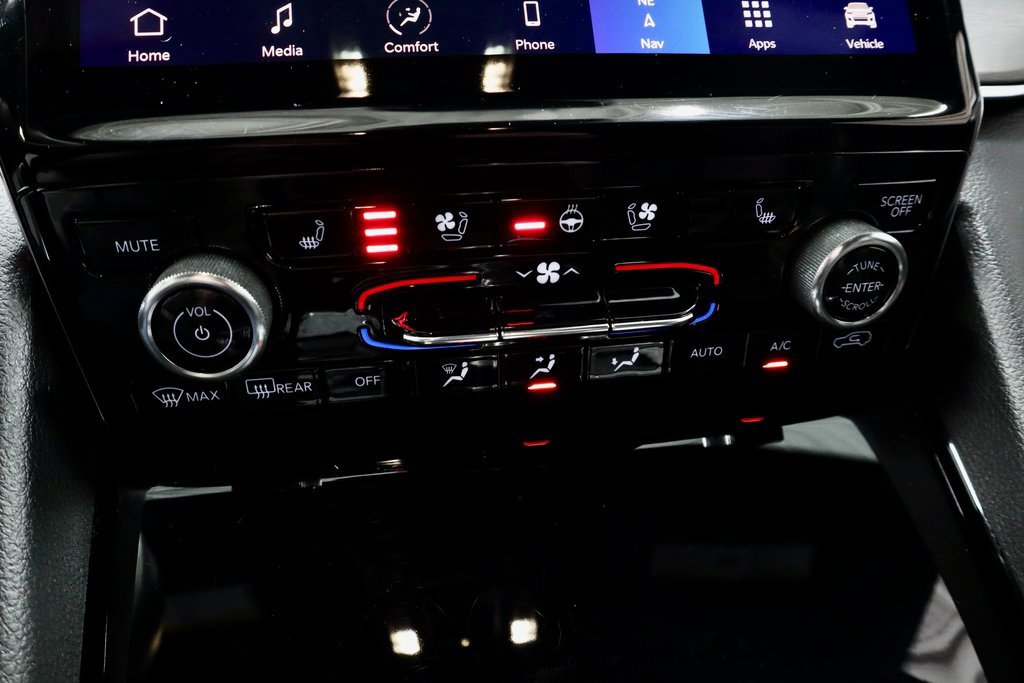 Used 2022 Jeep Grand Cherokee Overland w/ Luxury Tech Group IV image 36