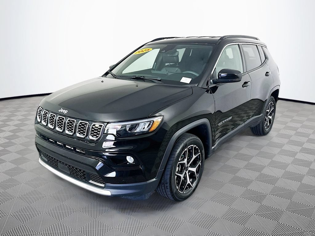 Certified 2025 Jeep Compass Limited AWD/4WD image 5