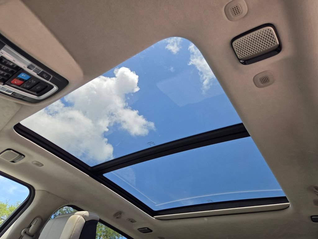 Certified 2025 RAM 1500 Tungsten AWD/4WD image 25