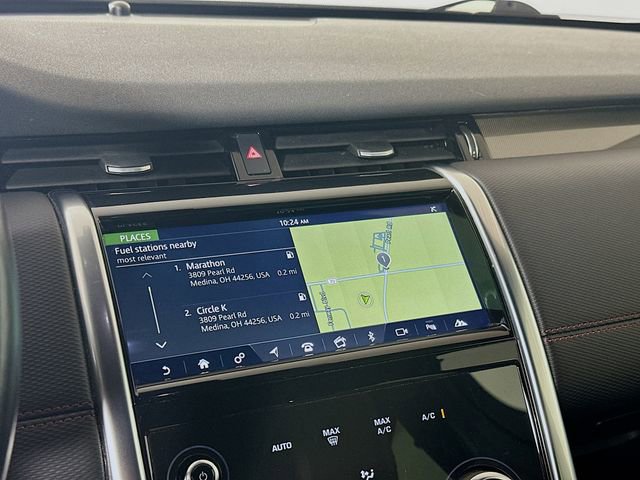 Used 2020 Land Rover Discovery Sport SE R-Dynamic image 14