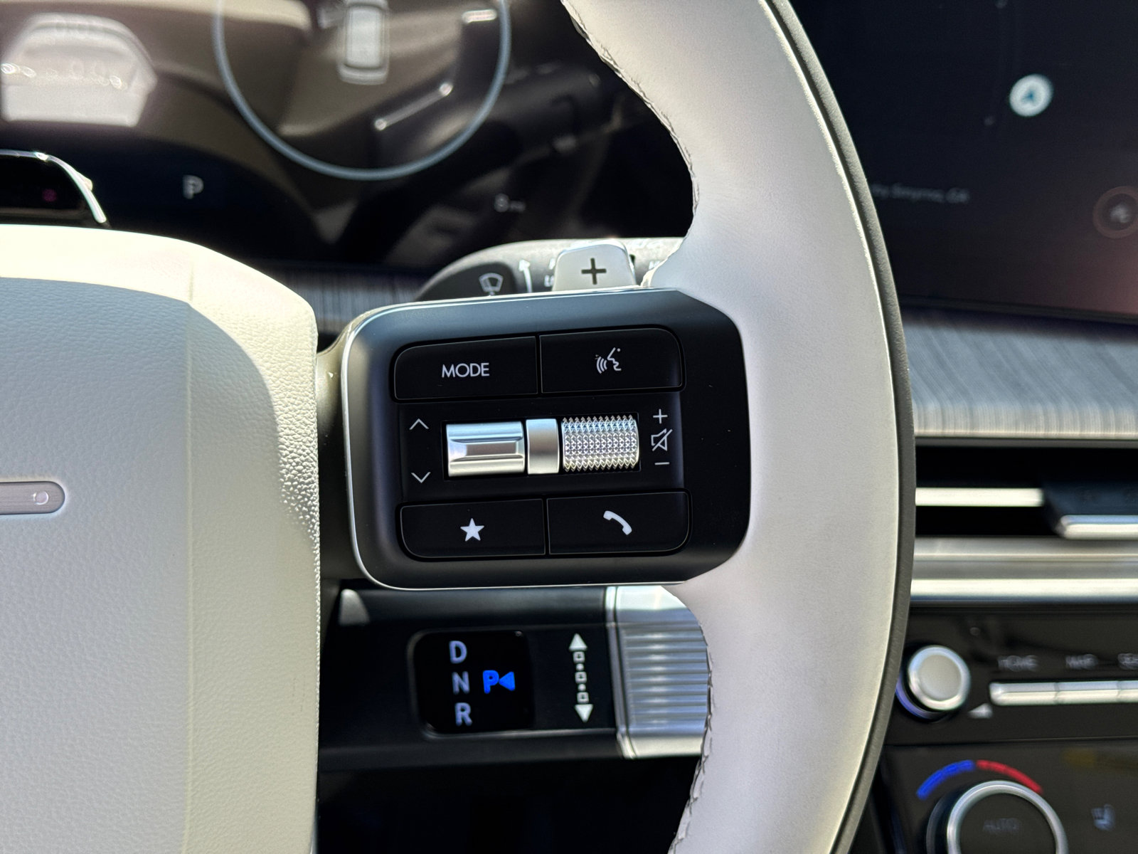 New 2025 Hyundai Santa Fe Calligraphy image 18