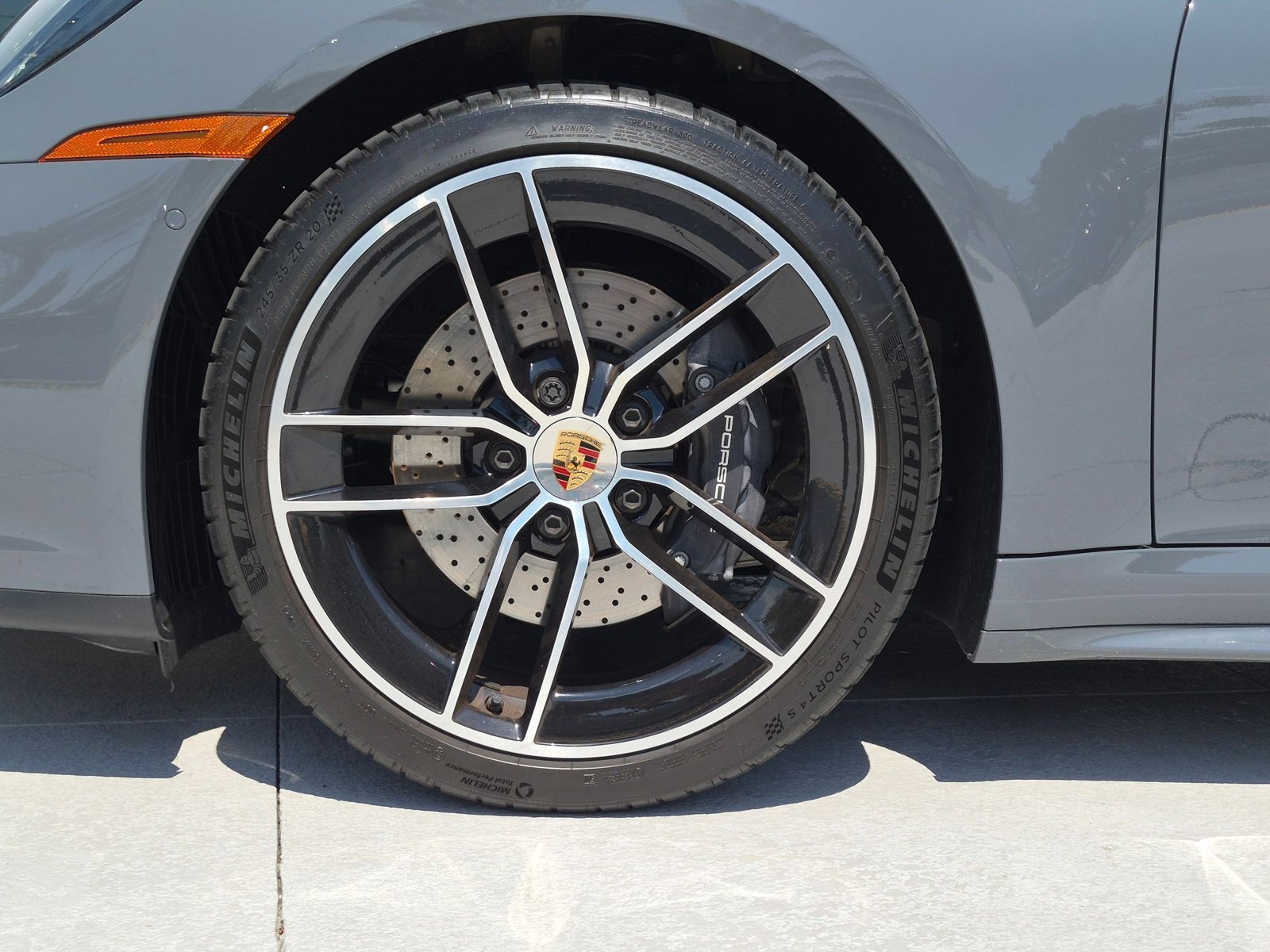 Certified 2025 Porsche 911 Carrera RWD image 25