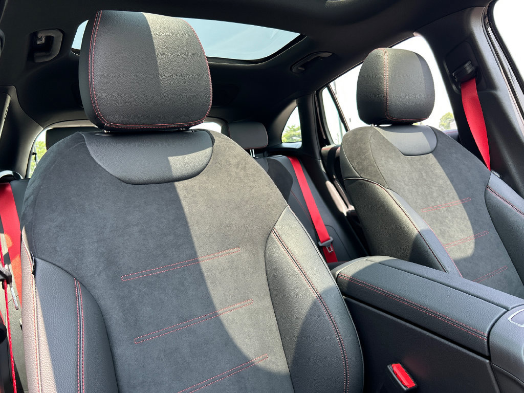 New 2026 Mercedes-Benz GLA 35 AMG 4MATIC image 28