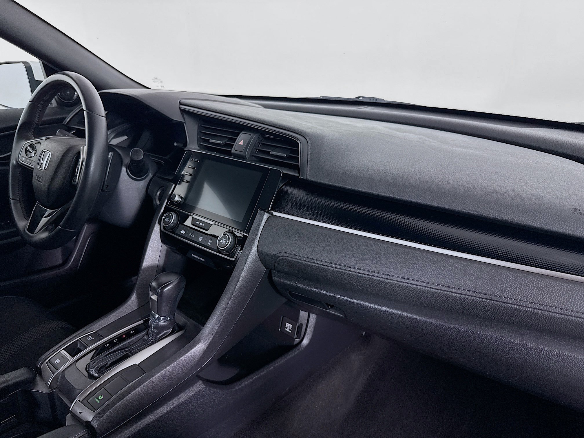 Used 2020 Honda Civic Sport image 28