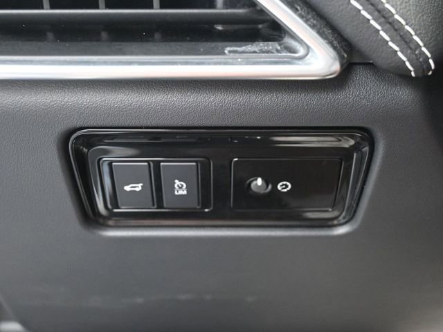 Used 2020 Jaguar F-PACE R-Sport image 16