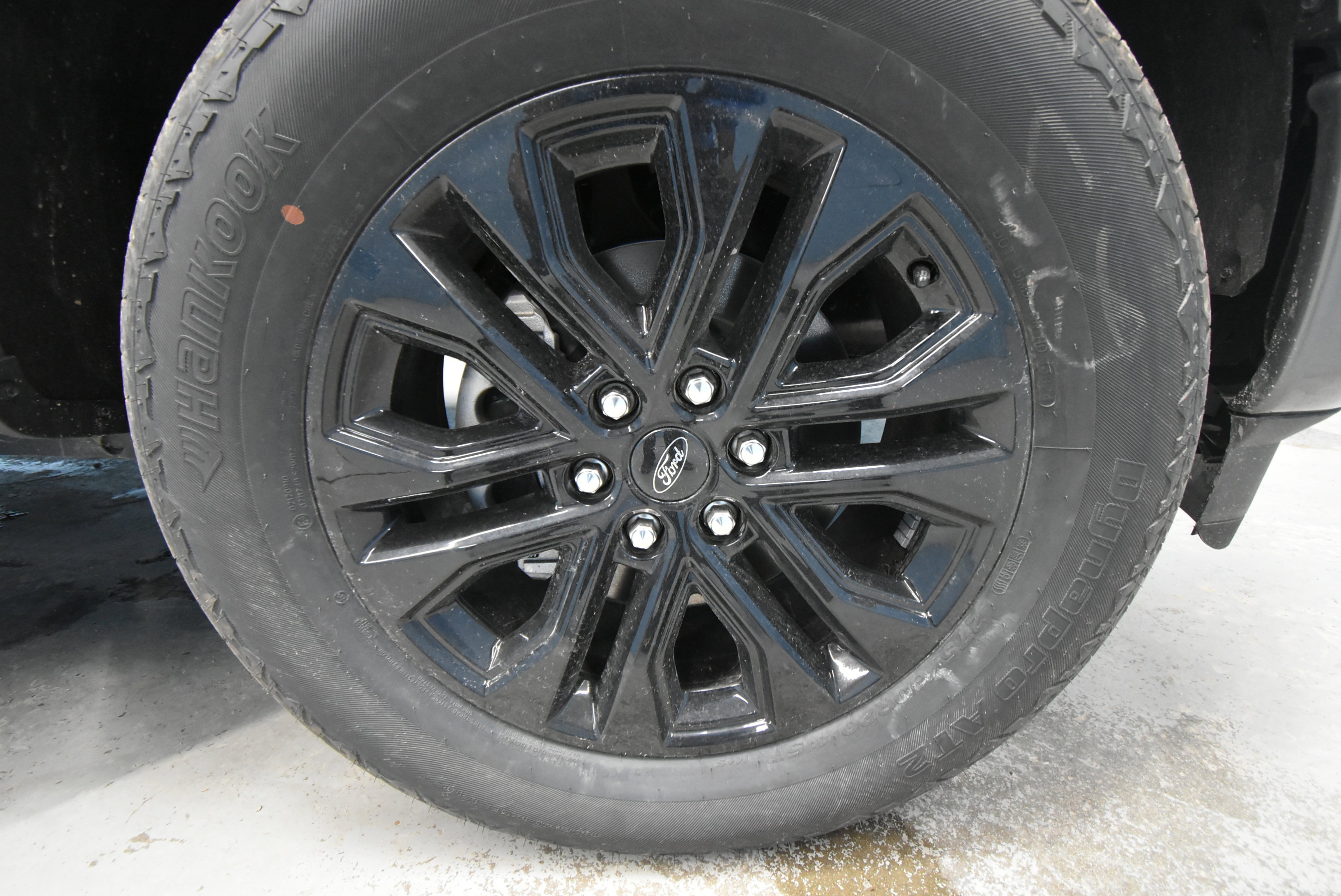 New 2025 Ford F150 Lariat w/ Equipment Group 502A High image 42