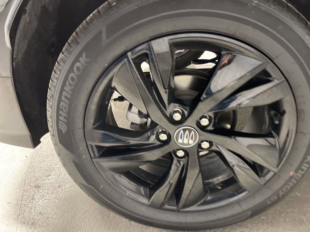 Used 2024 Buick Encore GX Sport Touring w/ Comfort Package image 43