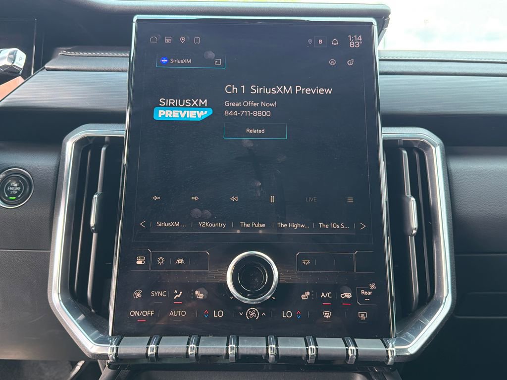 Used 2024 GMC Acadia Elevation w/ Luxury Package image 29