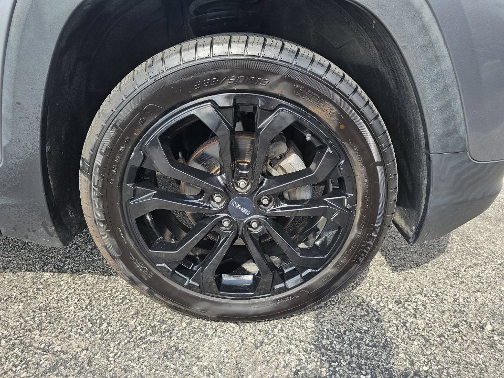 Used 2019 GMC Terrain SLE w/ Black Edition AWD/4WD image 12