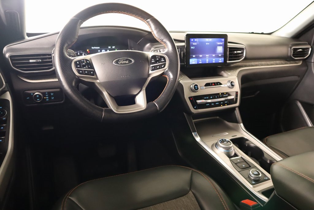 Used 2022 Ford Explorer Timberline image 2