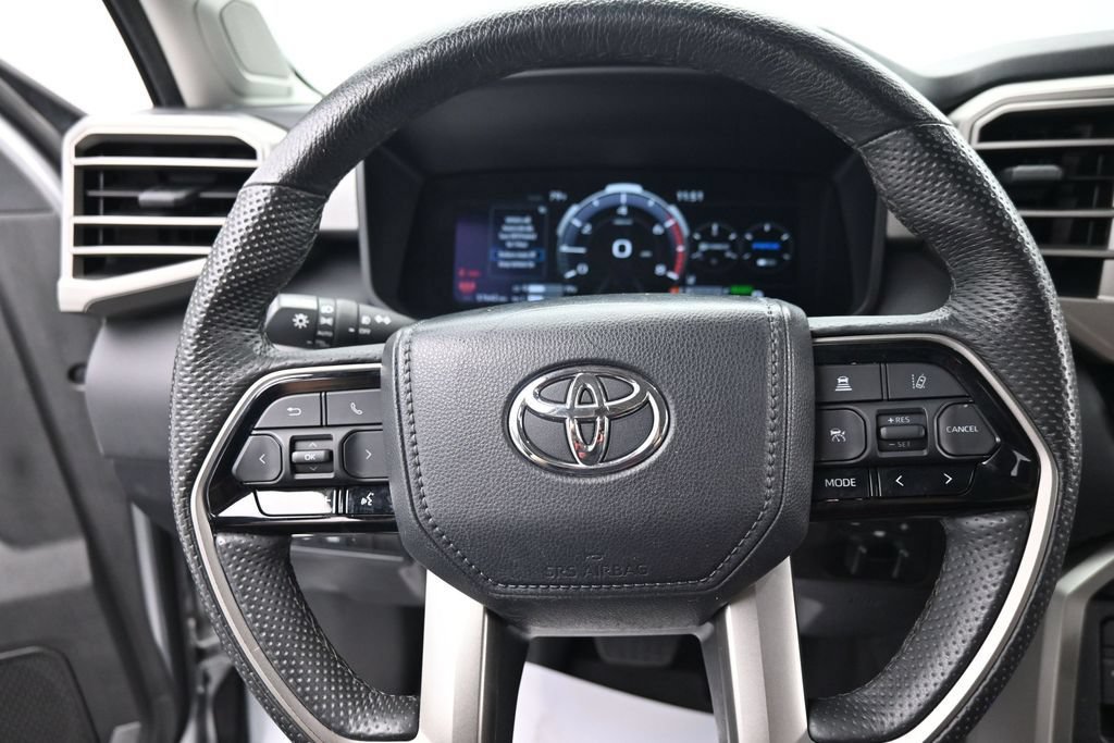 Used 2024 Toyota Tundra Limited AWD/4WD image 20