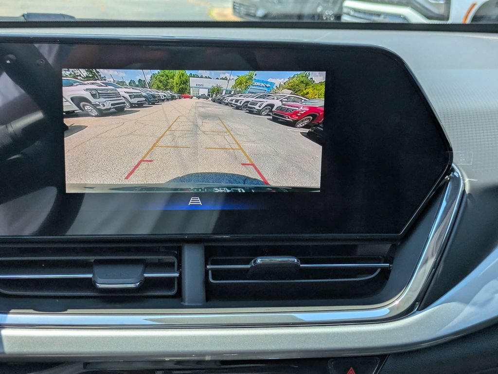 New 2026 Chevrolet Trax LT FWD image 21