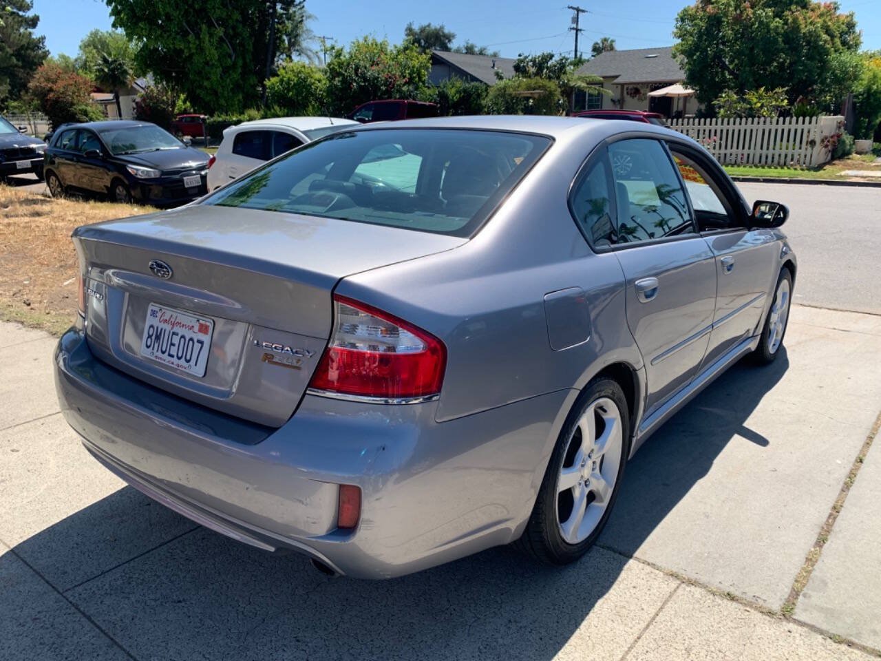 Used 2009 Subaru Legacy 2.5i Limited AWD/4WD image 8