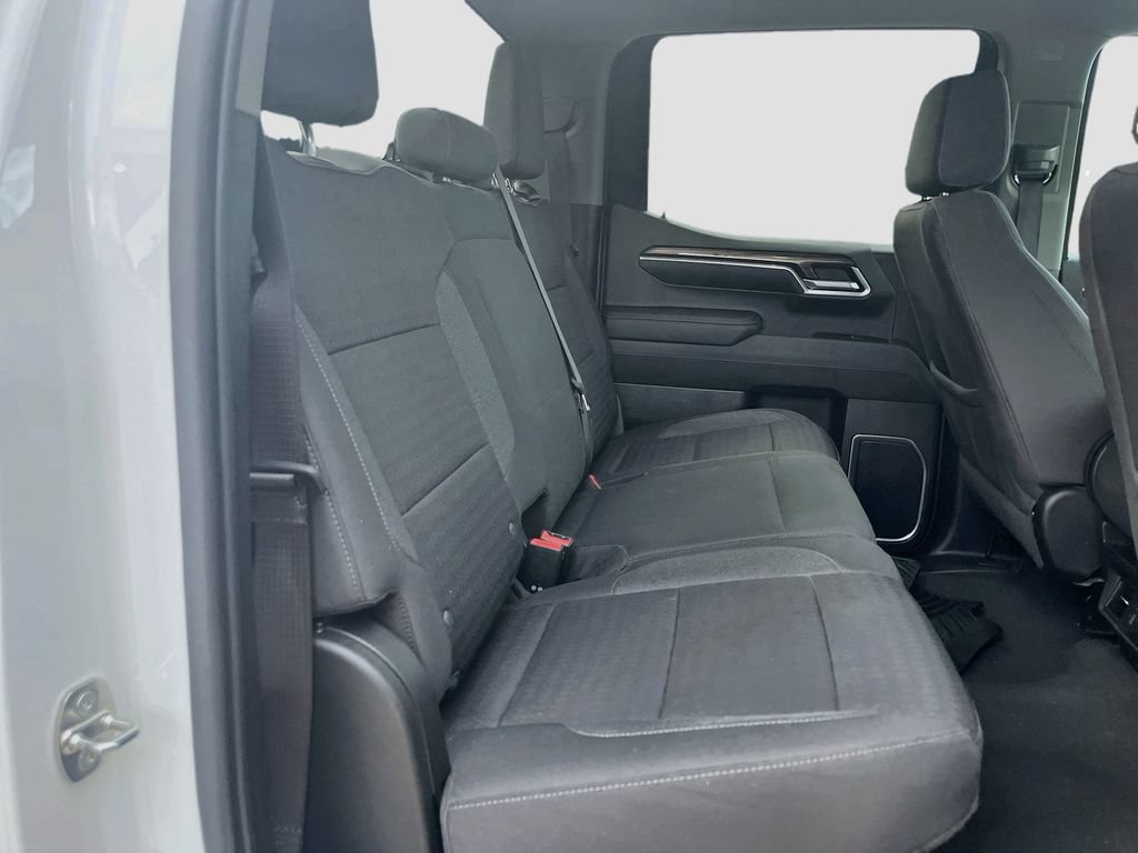 Used 2022 Chevrolet Silverado 1500 LT AWD/4WD image 27