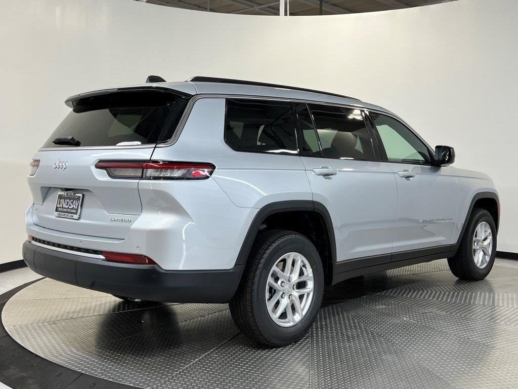 New 2025 Jeep Grand Cherokee L Laredo w/ Luxury Tech Group I image 3