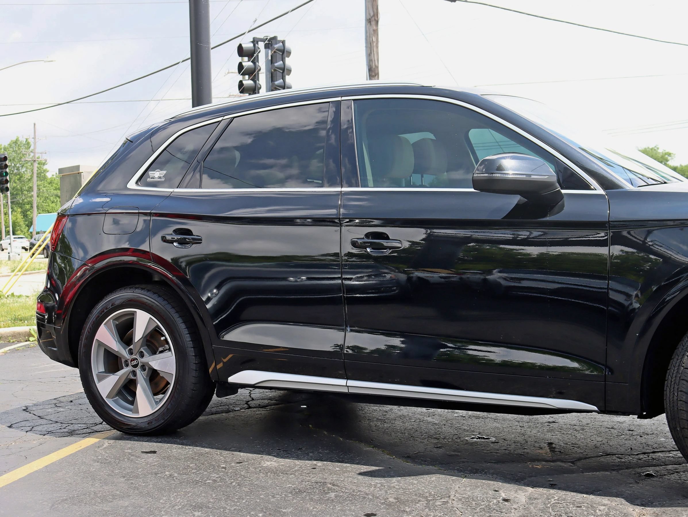 Used 2022 Audi Q5 2.0T Premium Plus w/ Premium Plus Package AWD/4WD image 5