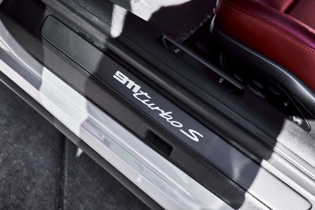 Used 2021 Porsche 911 Turbo S image 32