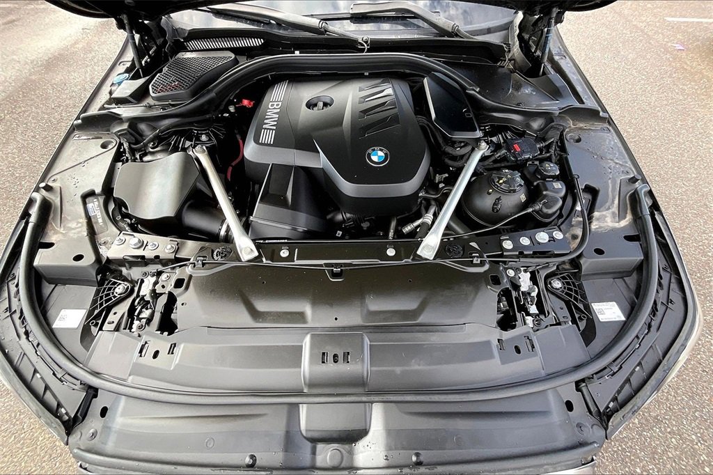 Used 2024 BMW 530i image 10