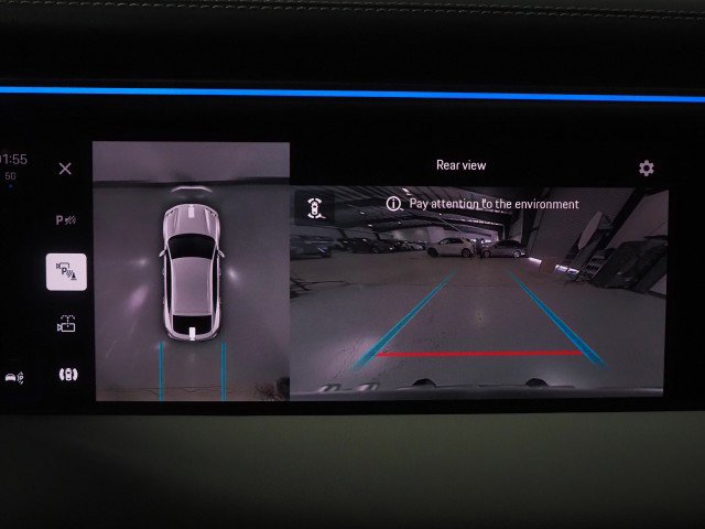 Used 2024 Porsche Macan 4 Electric image 27