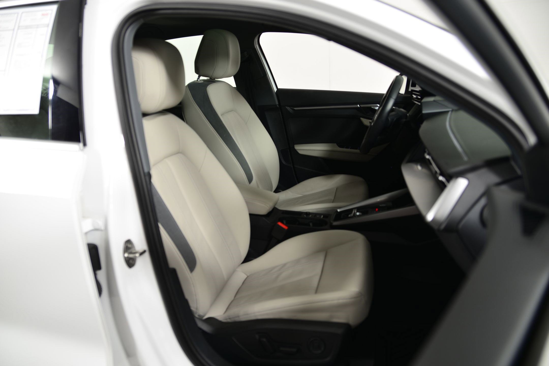 Used 2023 Audi A3 2.0T Premium w/ Convenience Package image 19