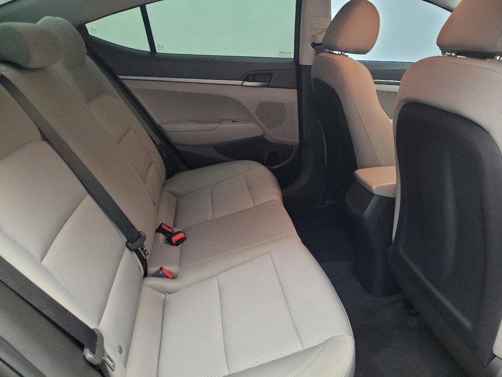 Used 2018 Hyundai Elantra SE w/ Cargo Package FWD image 19