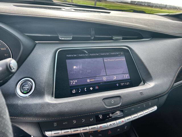 Used 2019 Cadillac XT4 Sport w/ Cold Weather Package image 13