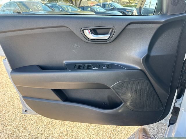 Used 2023 Kia Rio S w/ Technology Package image 19