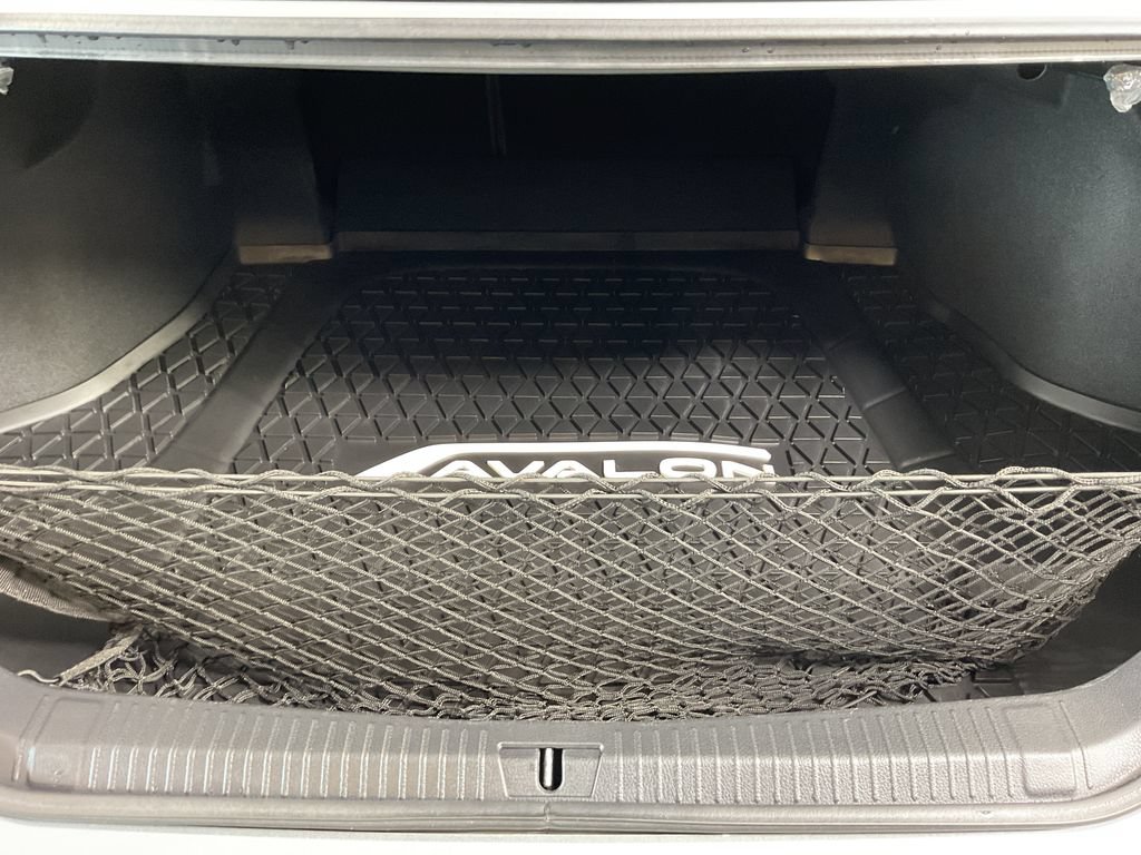 Used 2021 Toyota Avalon Limited w/ Advanced Safety Package FWD image 23
