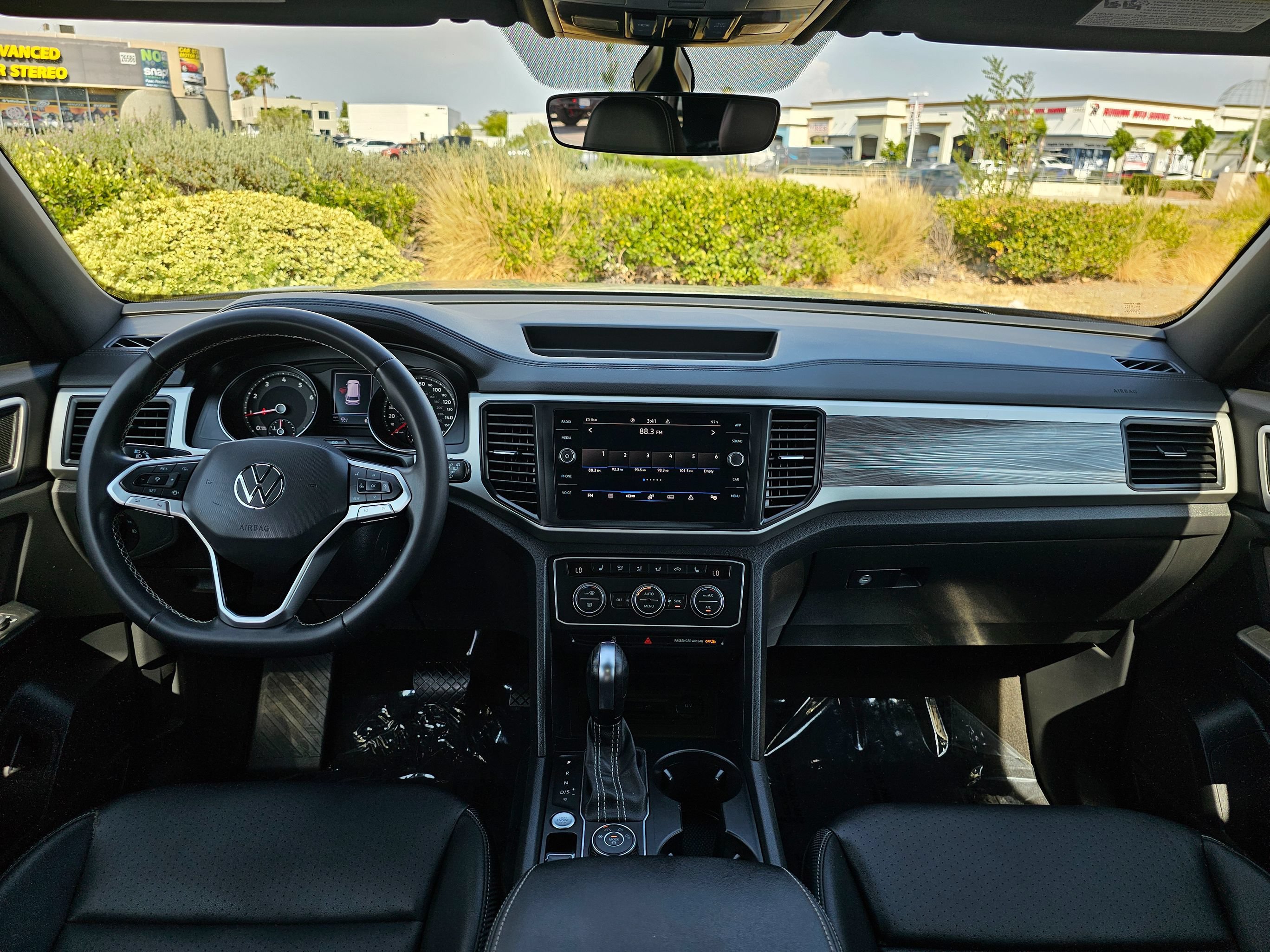 Used 2021 Volkswagen Atlas Cross Sport SE w/ Panoramic Sunroof Package AWD/4WD image 22