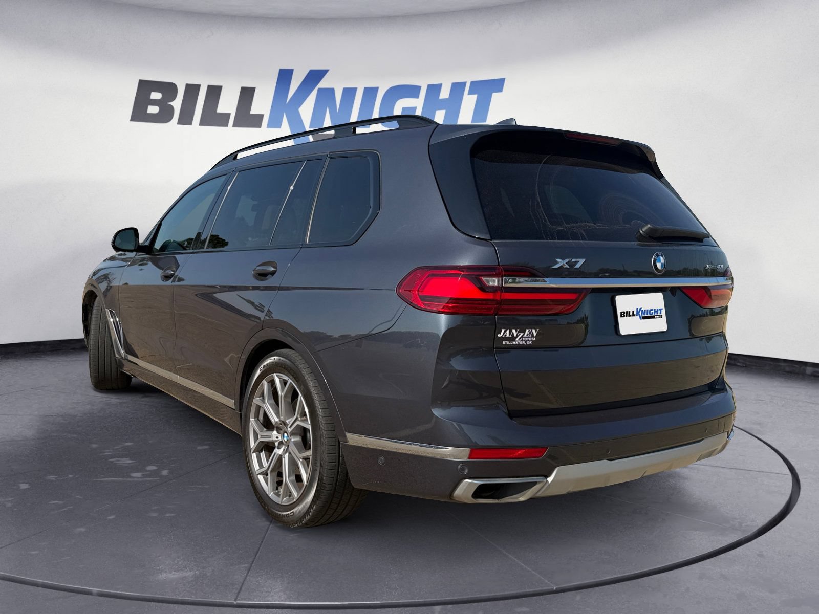 Used 2021 BMW X7 xDrive40i w/ Premium Package AWD/4WD image 3