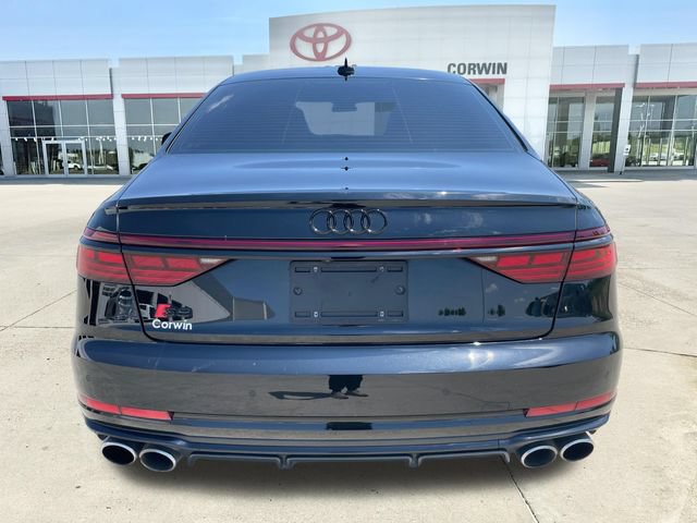 Used 2023 Audi S8 AWD/4WD image 4