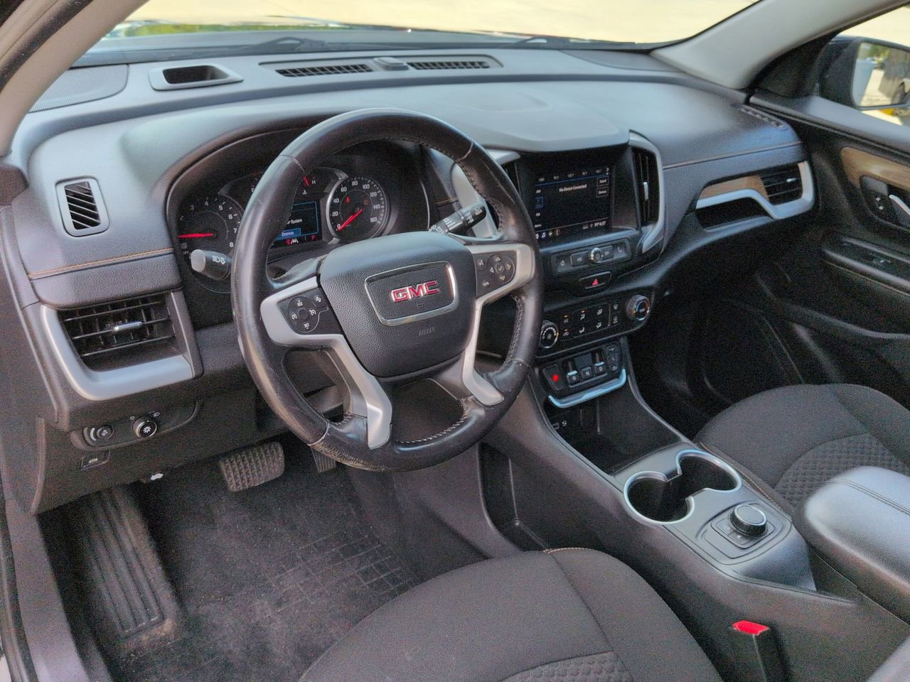 Used 2020 GMC Terrain SLE FWD image 10