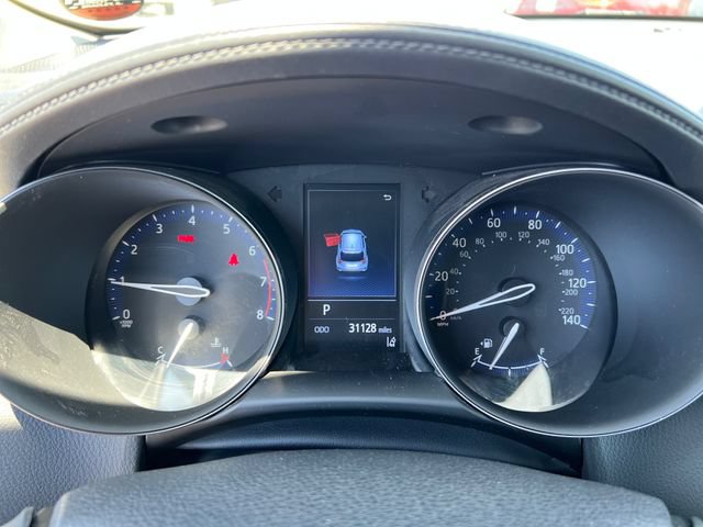 Used 2021 Toyota C-HR LE FWD image 16