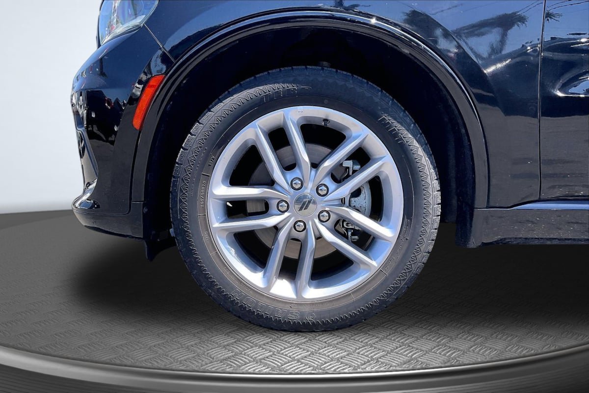 Used 2023 Dodge Durango GT AWD/4WD image 9