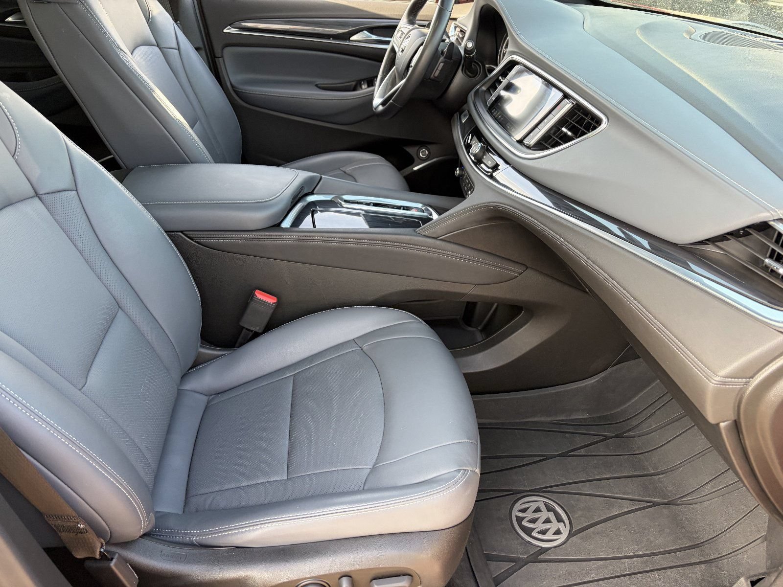 Certified 2023 Buick Enclave Essence w/ Experience Buick Package FWD image 12