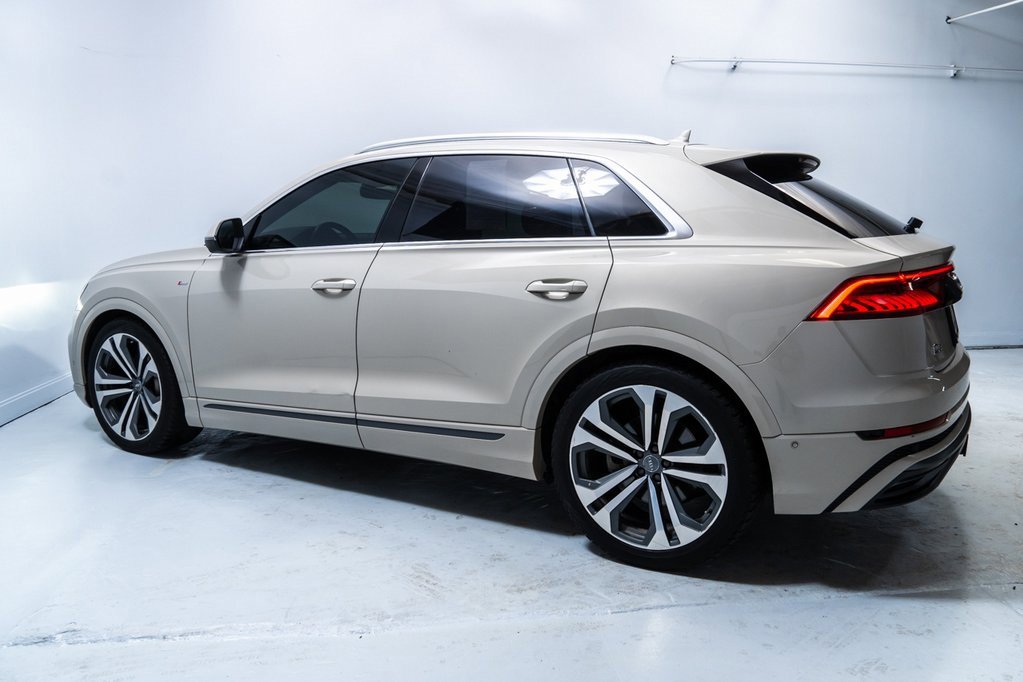 Used 2020 Audi Q8 Prestige w/ Prestige Package image 2