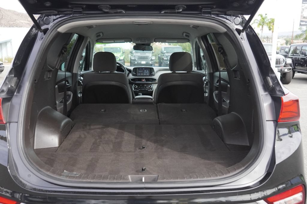 Used 2020 Hyundai Santa Fe SE FWD image 39