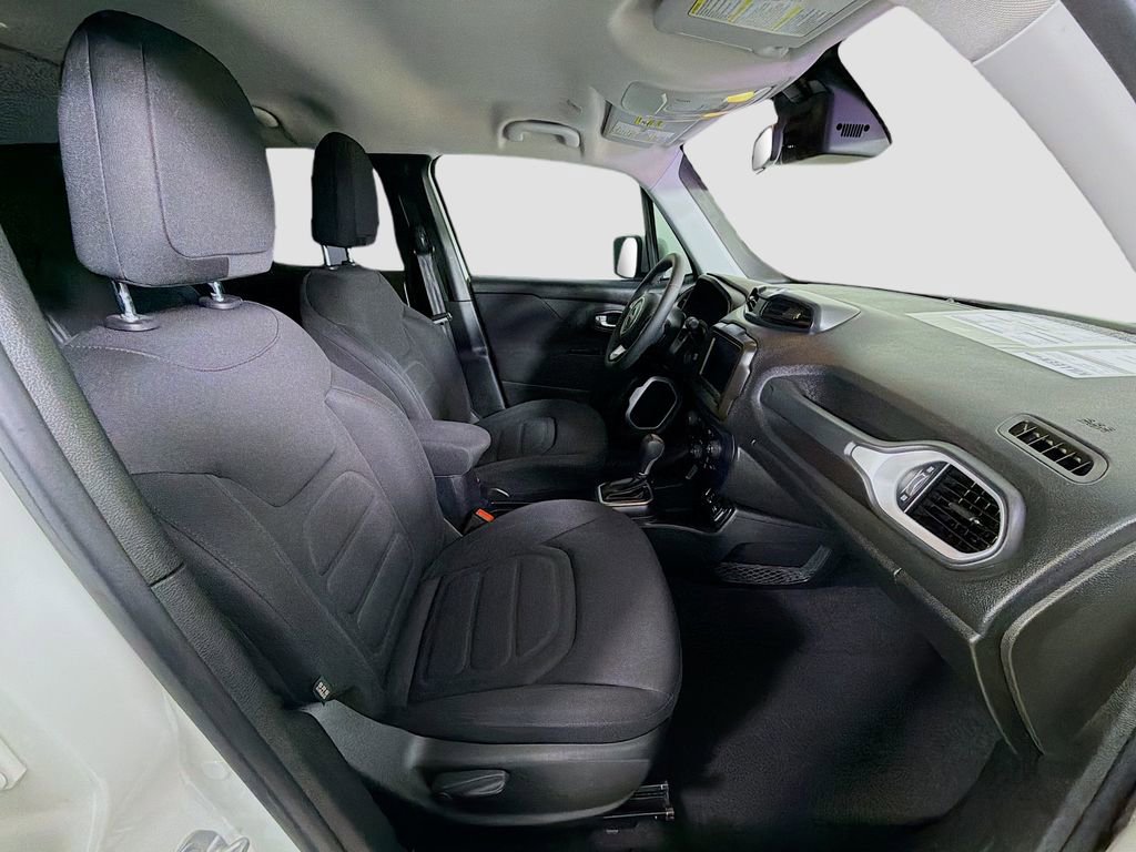 Used 2019 Jeep Renegade Latitude image 27