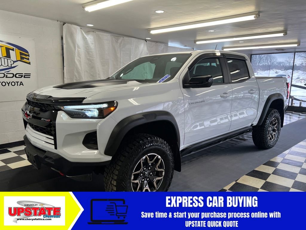 Used 2024 Chevrolet Colorado ZR2 w/ Safety Package image 4