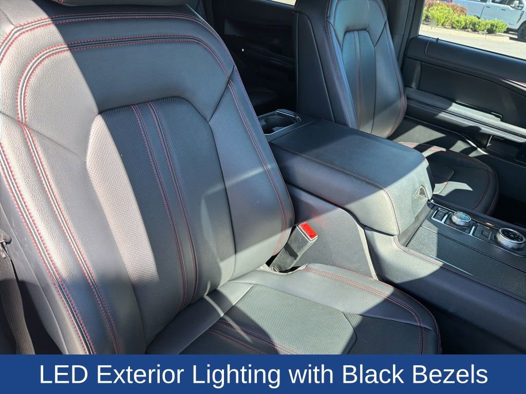 Used 2023 Ford Expedition Limited AWD/4WD image 13