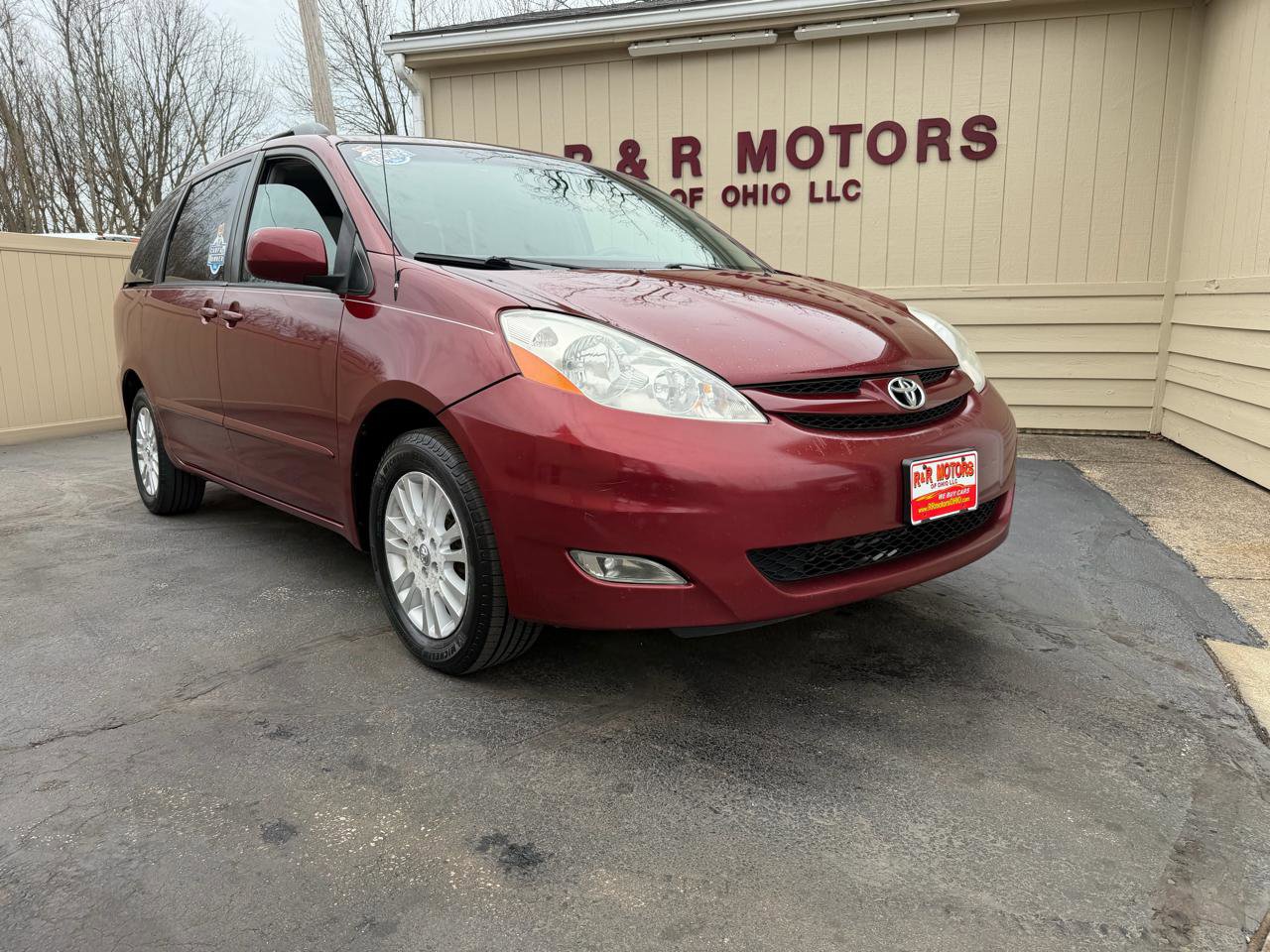 Used 2008 Toyota Sienna XLE Limited FWD image 9