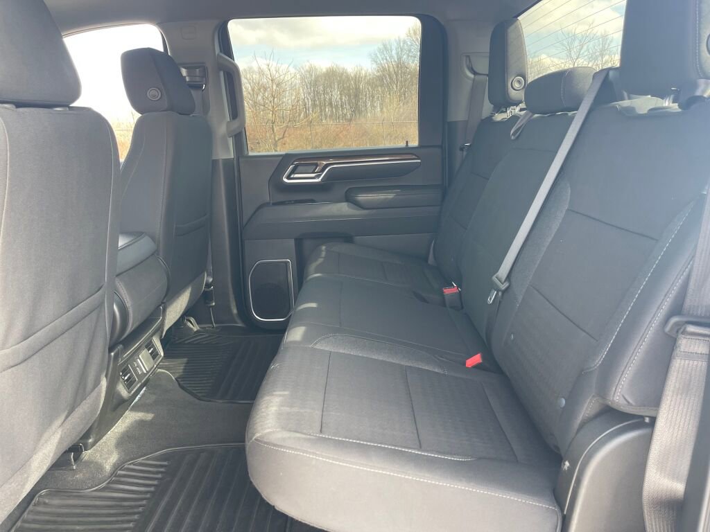 Used 2025 Chevrolet Silverado 2500 LT w/ Safety Package image 21