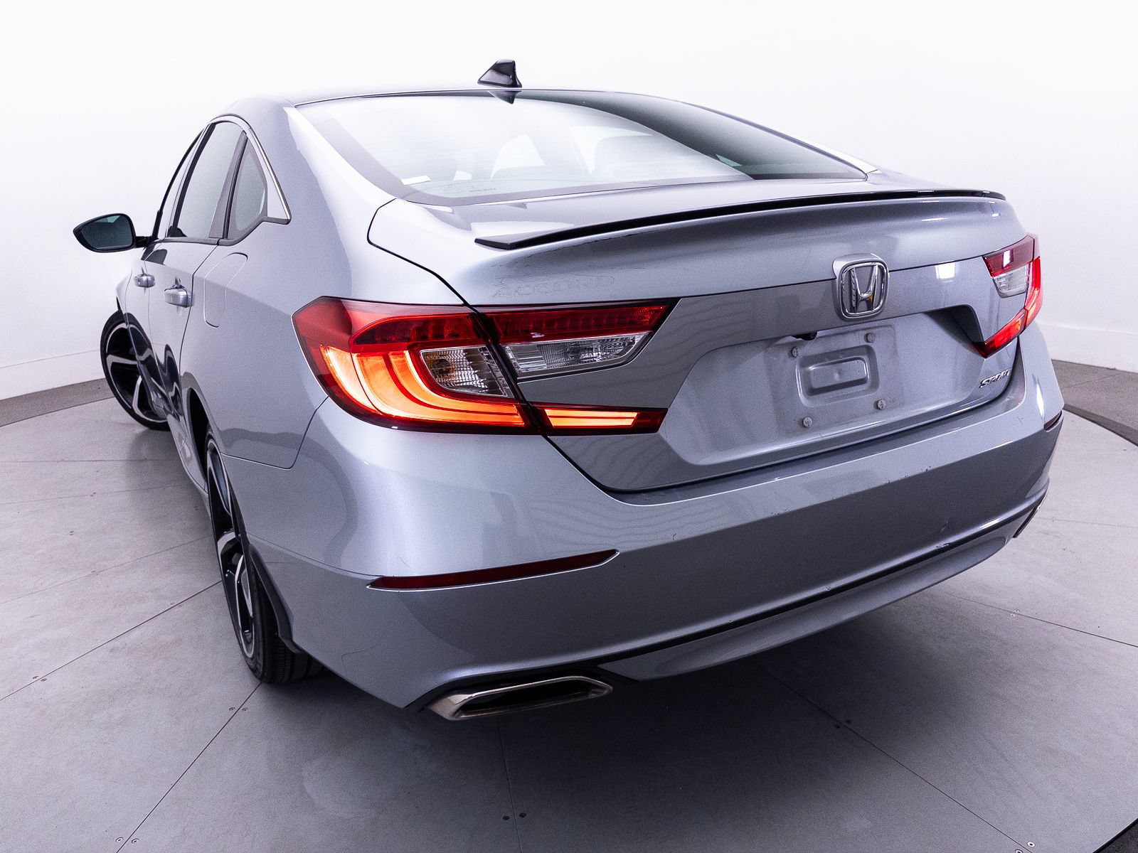 Used 2022 Honda Accord Sport image 5
