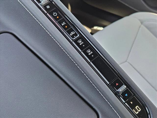 Used 2024 Chevrolet Corvette Stingray Coupe image 21