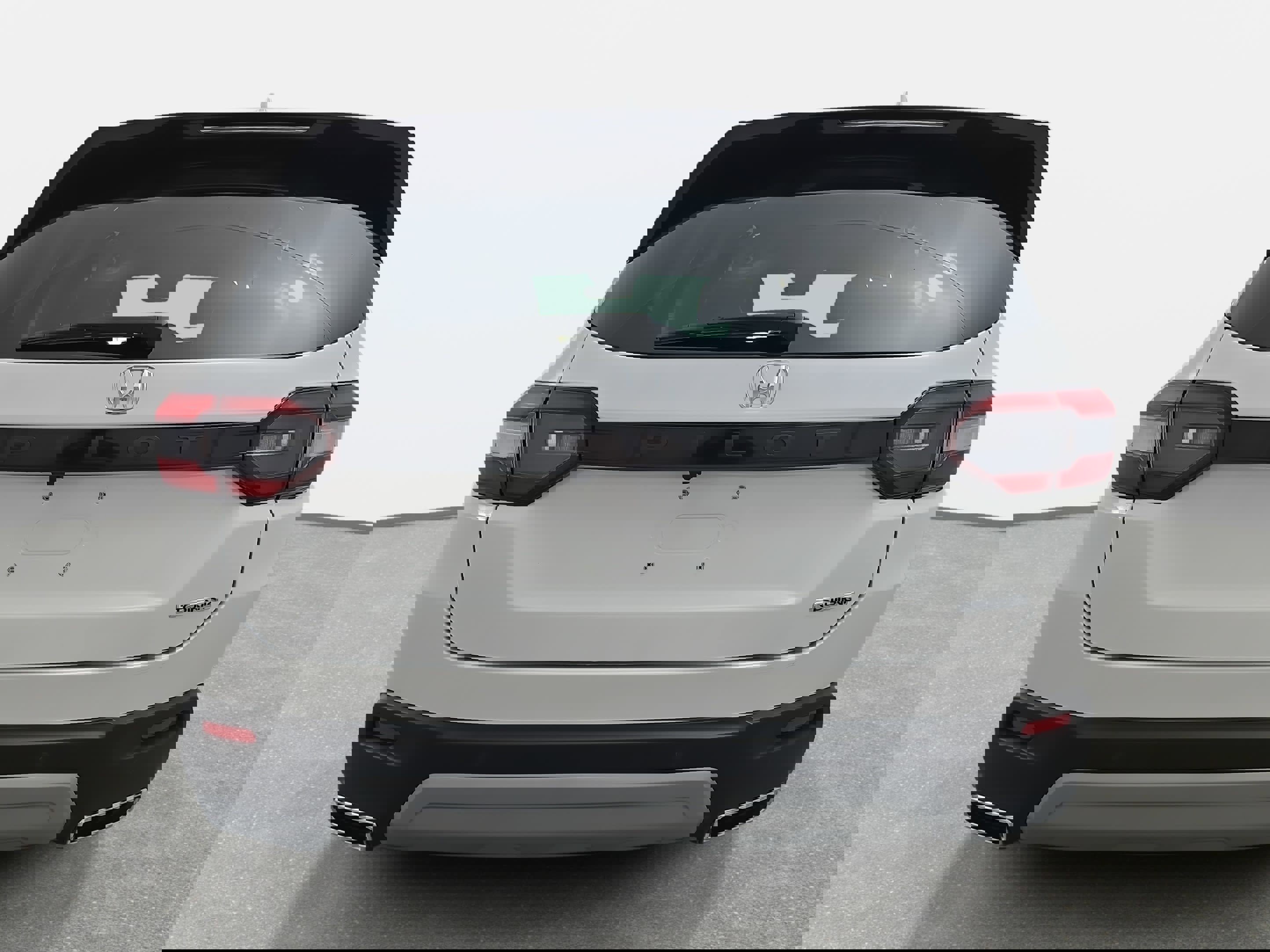 Certified 2024 Honda Pilot Touring image 6